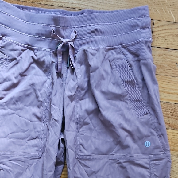 lululemon athletica Dance Studio Pants - Size 4 - Picture 6 of 12